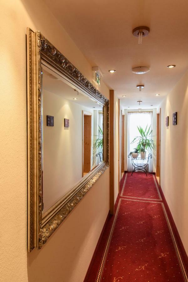 Hotel Alpenrose غارغيلين المظهر الخارجي الصورة